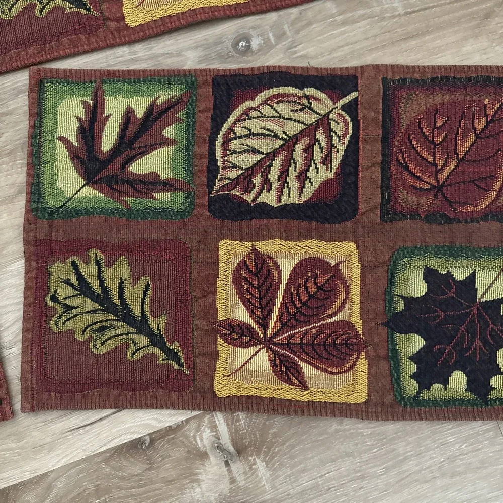 SET OF 4 TAPESTRY PLACE MATS  13